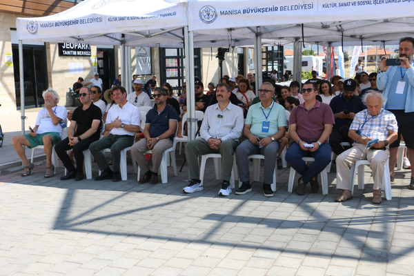Kula-Salihli UNESCO Global Jeoparkı'nda Astrofest başladı<