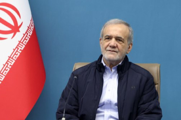 Pezeşkiyan: İran söz konusu olduğunda tek bir millet, tek bir yumruğuz<