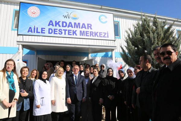 Akdamar Kadın Aile Destek Merkezi hizmete açıldı<