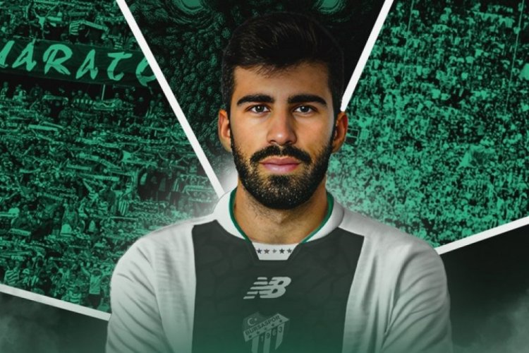 Bursaspor yeni transferini duyurdu<