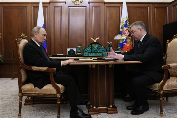 Putin, Stavropol Krai Valisi Vladimirov ile görüştü <
