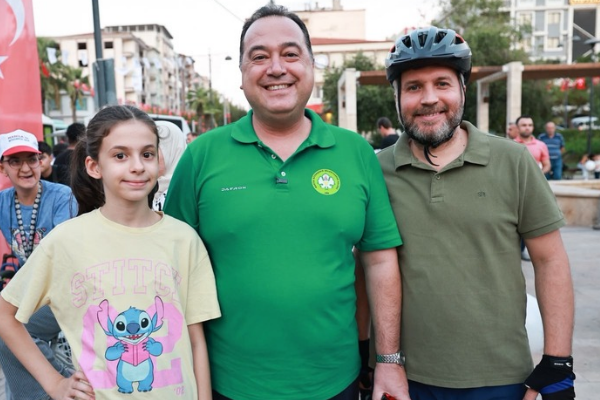 Manisa’da Avrupa Hareketlilik Haftası kapsamında bisiklet turu düzenlendi<