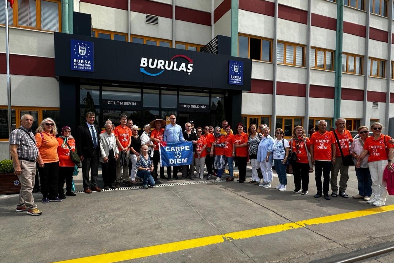 Carpe Diem Yürüyüş Grubu, BURULAŞ'ı ziyaret etti<
