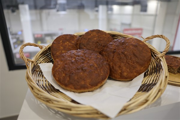 Küllüoba Ekmeği üretici marketlerde satışa sunuldu<