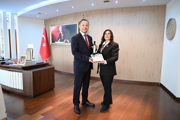 Kırgızistan'ın Ankara Büyükelçisi Kazakbaev’den Çerçioğlu’na ziyaret