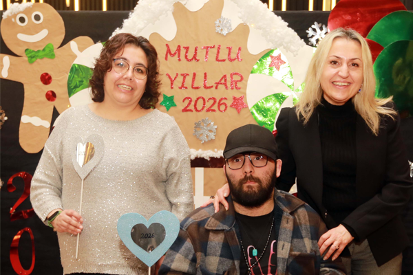 Nefes Engelliler Sosyal Tesisi üyeleri yeni yılı kutladı<