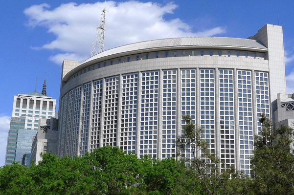 Çin: AB, korumacılık yolunda daha fazla ilerlememeli<