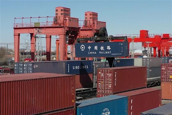 Çin ile Avrupa arasındaki yük treni seferleri artıyor<