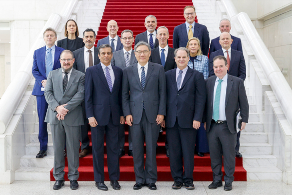 Çin Ticaret Bakanı Wang, ABD-Çin İş Konseyi heyetini kabul etti<