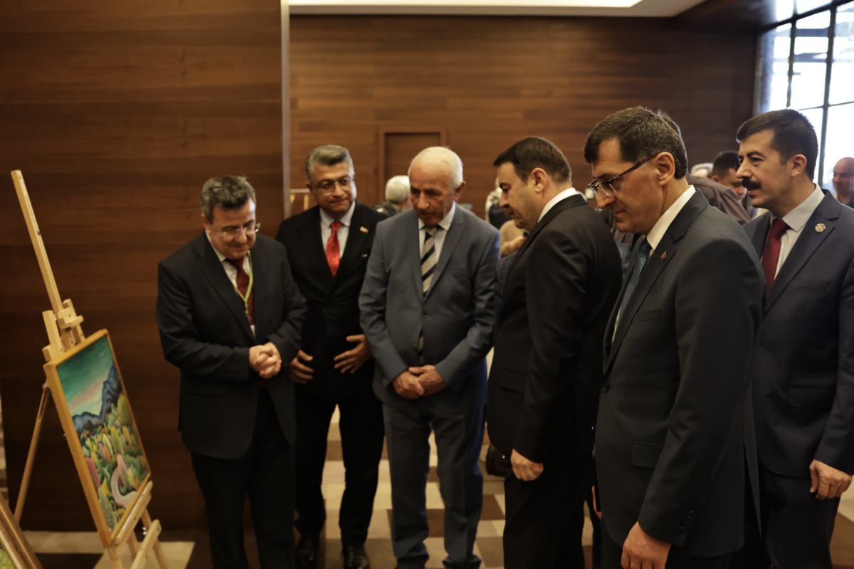 Kütahya’da 15'inci Uluslararası Hisarlı Ahmet Sempozyumu başladı