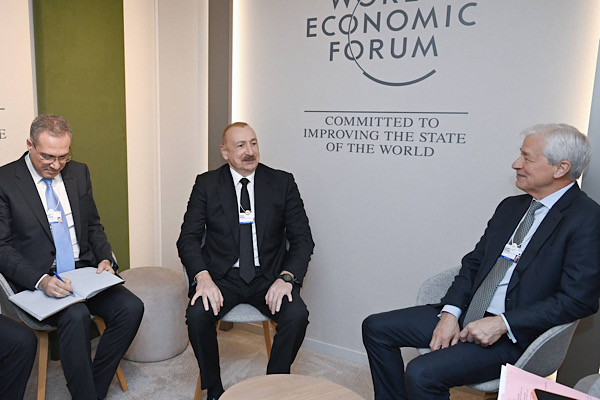 Aliyev, JPMorgan Yönetim Kurulu Başkanı Dimon ile görüştü<