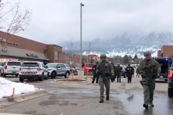 Kanada'da okul saldırısında 10 kişi öldü<