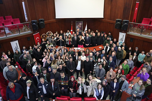 İzmit'ten çalışanlarına 85 bin TL promosyon<