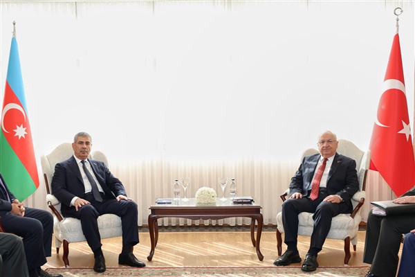 Türkiye-Azerbaycan-Gürcistan Üçlü Savunma Bakanları Toplantısı yapılıyor