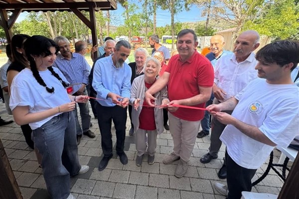 Gökçeada Emek Kafe hizmete açıldı<