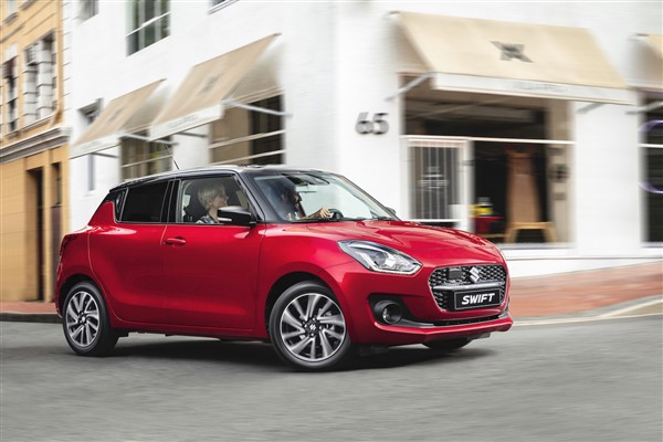 Suzuki Swift Hibrit’te mart ayında 0 faizli kredi ve takas desteği fırsatı