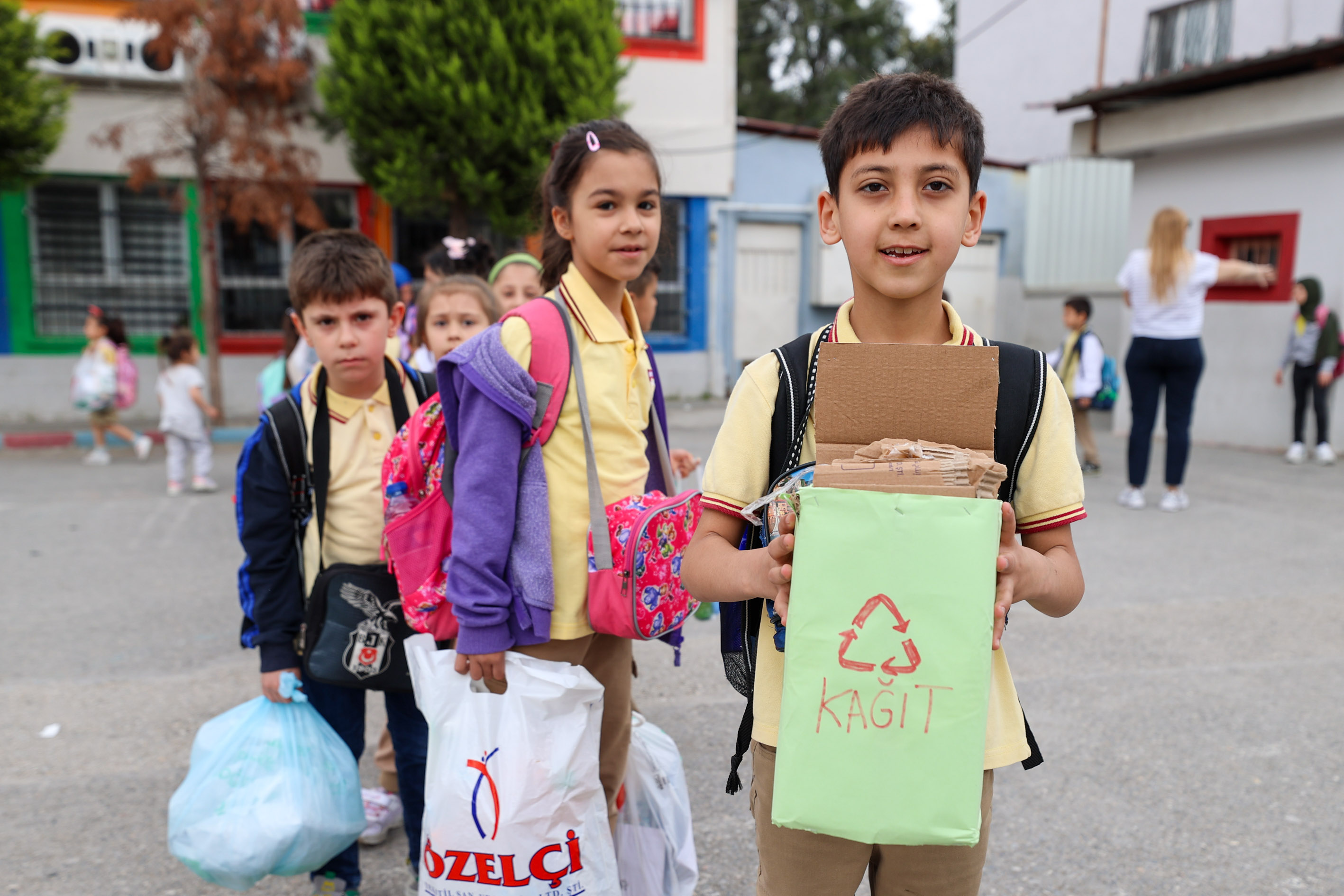 Buca'da öğrencilere “İklim Değişikliği ve Sıfır Atık” eğitimi verildi <