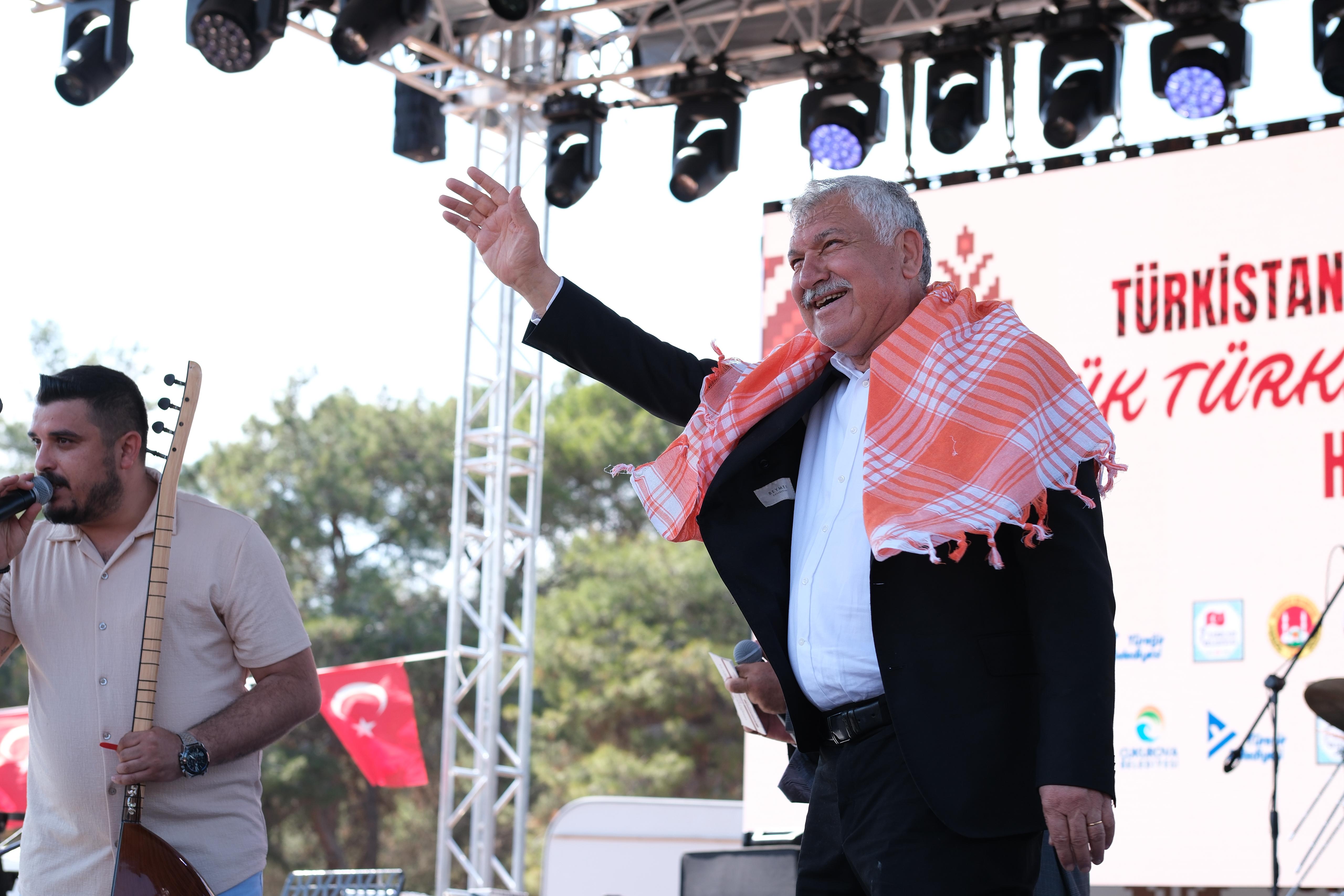  Adana Büyükşehir Belediye Başkanı Karalar: Bu milleti bölmeye,kimsenin gücü yetmez <