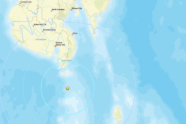 Filipinler’de deprem<
