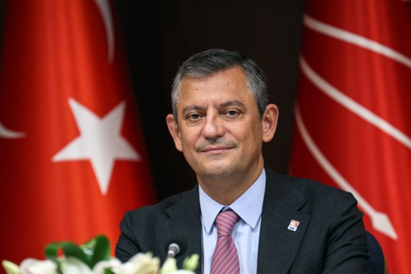 CHP Genel Başkanı Özel, Gezmiş, Aslan ve İnan'ı andı