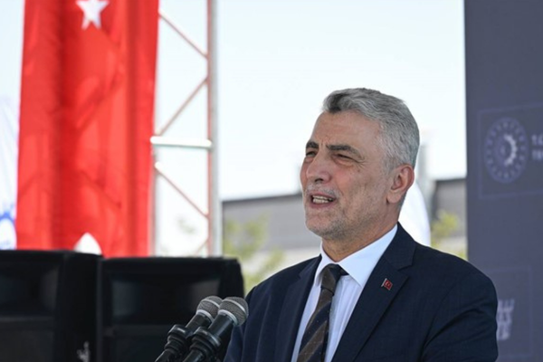 Bakan Bolat: Türkiye-Hollanda itcaret hacmini 15 milyar dolara yükseltmeyi hedefliyoruz