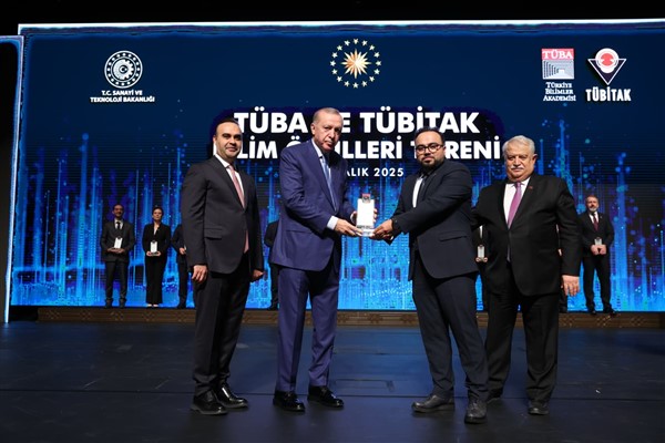 Boğaziçi Üniversitesi’nden TÜBA ödüllü hermetik mikro batarya hamlesi<