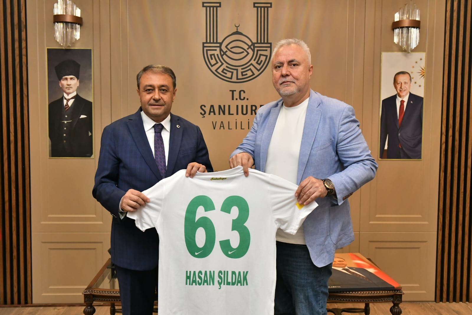 Şanlıurfaspor yönetiminden Vali Şıldak’a ziyaret<
