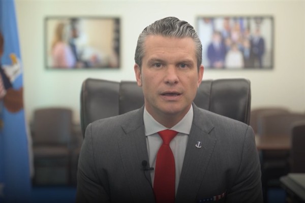 Hegseth, ABD ordusunun Husilerle taktiksel olarak çatışmaya devam edeceğini söyledi<