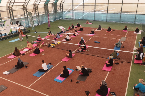 Kayapınar’da kadınlara yönelik yoga etkinliği düzenlendi<