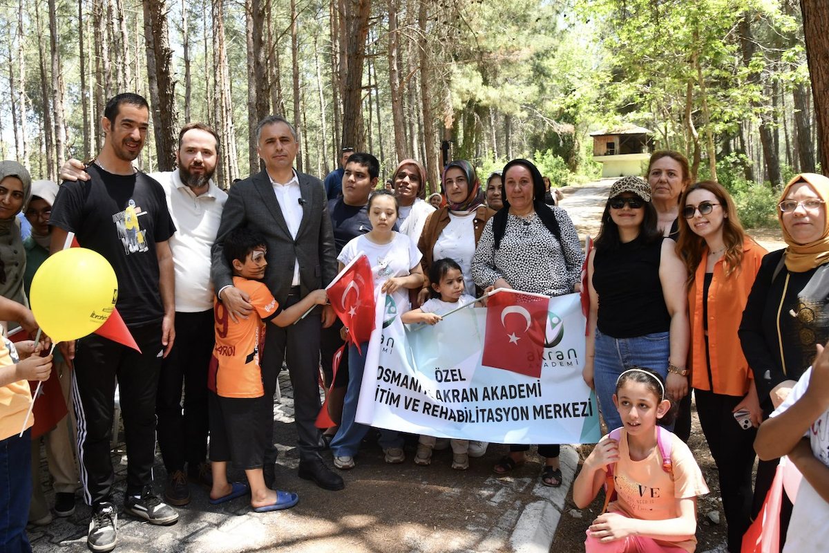 Osmaniye Belediyesi’nden Engelliler Haftası’nda piknik etkinliği<