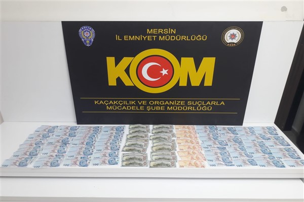 Mersin'de sahte para basımı yapan çete çökertildi