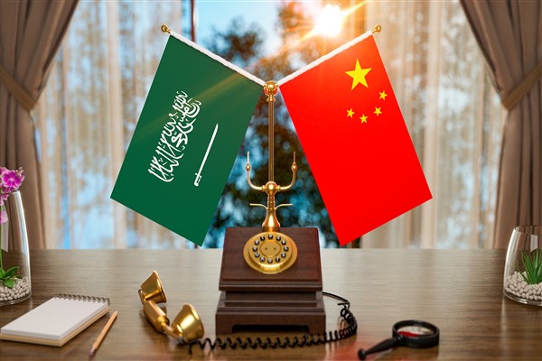 Xi, Suudi Arabistan Veliaht Prensi Selman ile telefon görüşmesi yaptı<