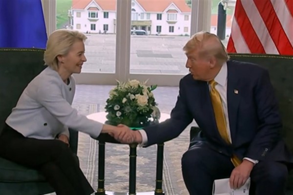 Trump ve von der Leyen, ABD-AB ticaret anlaşmasını duyurdu<