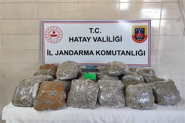 Hatay'da uyuşturucu ve kaçakçılık operasyonları