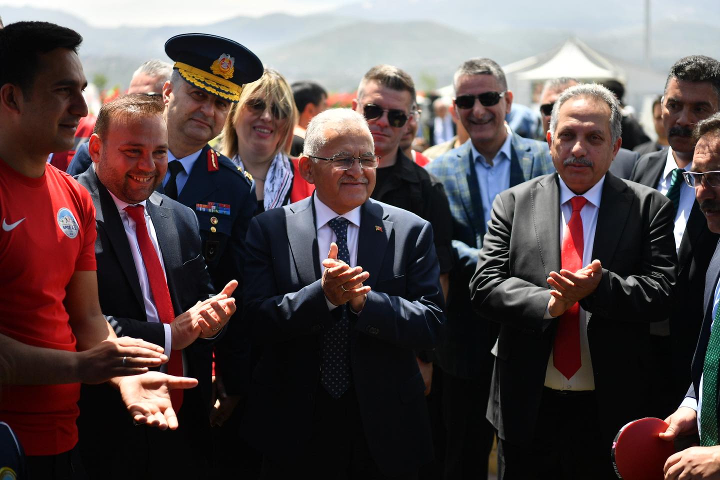 Başkan Büyükkılıç, 19 Mayıs kutlamalarında gençlerle buluştu