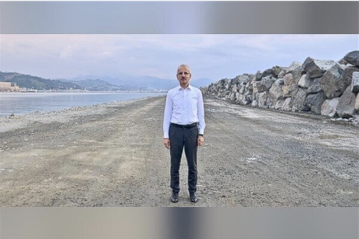 Uraloğlu: Karadeniz’de başarılı bir yakıt tahliyesi yaptık<