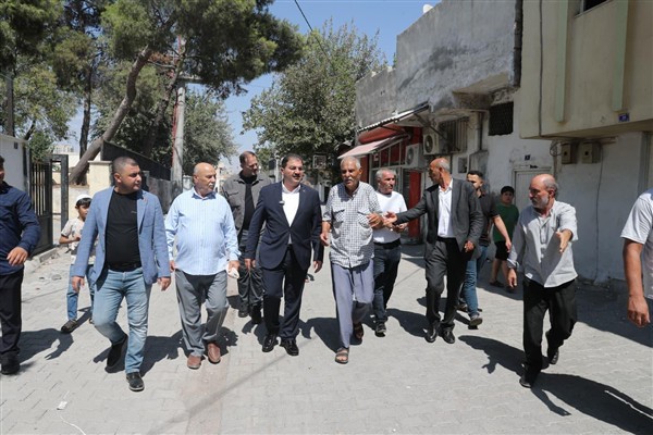Başkan Canpolat, mahalle gezilerini sürdürüyor<
