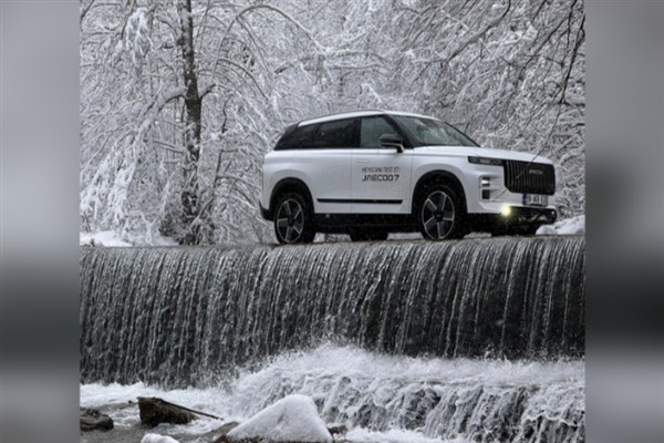 JAECOO7 ile ıslak, karlı ve kaygan zeminlerde güvenli ve konforlu sürüş<
