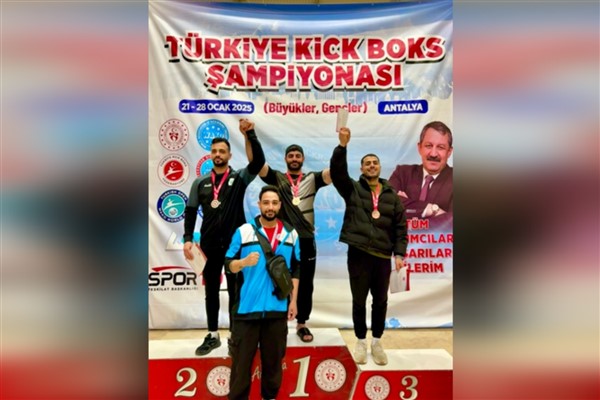 DEPSAŞ Enerji sporcuları, Türkiye Kick Boks Şampiyonası’nda 5 madalya kazandı<