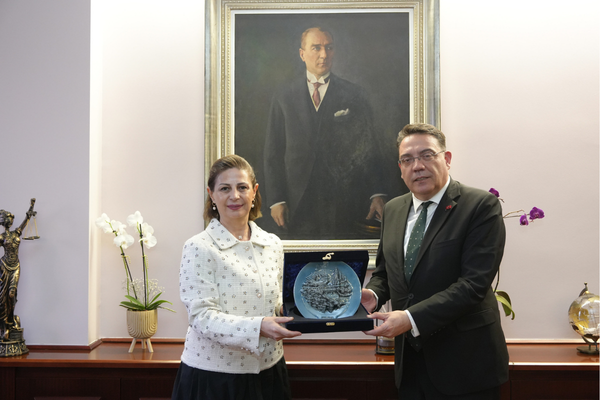 Bağcıoğlu’ndan Ünlüce’ye ziyaret<