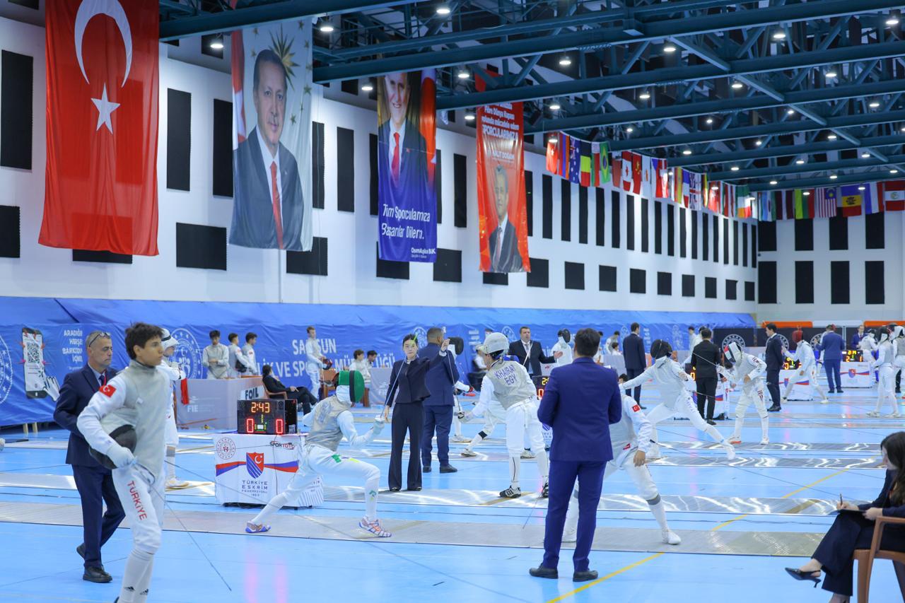 Yıldızlar ve Gençler Flöre Dünya Kupası Samsun’da başladı