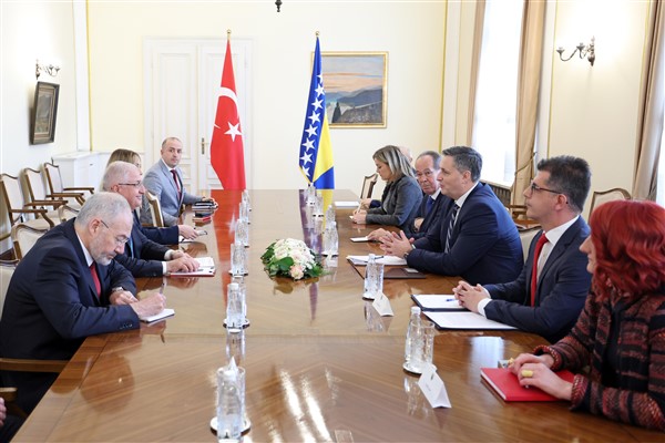 Milli Savunma Bakanı Güler, Saraybosna'da resmi temaslarda bulundu