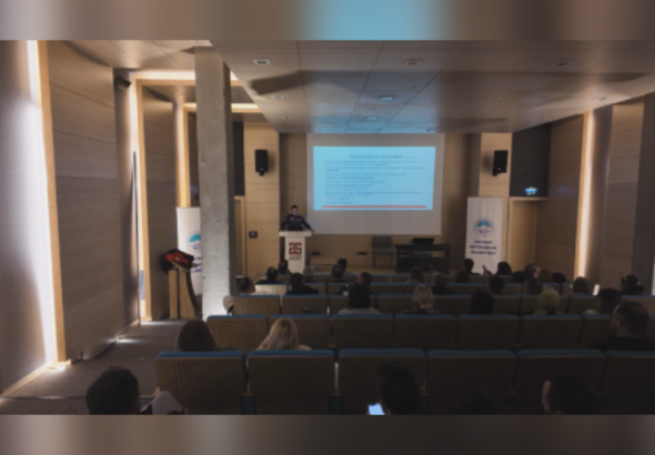 Büyükşehir'den AGÜ'de Afet Farkındalık ve Yangın eğitimi<