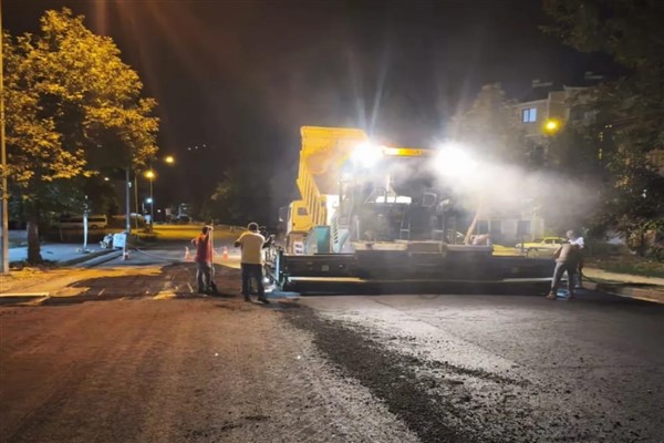 Tunceli'de Muhlis Akarsu Caddesi’nde asfalt seriminin ilk etabı tamamlandı