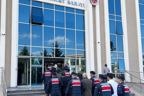 Kocaeli merkezli dolandırıcılık operasyonunda 7 şüpheli tutuklandı