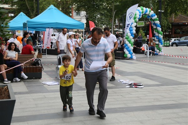 Rize’de Aile Yılı’na özel oryantiring yarışması düzenlendi 