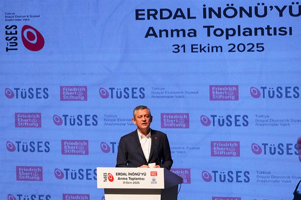 CHP Genel Başkanı Özel, TÜSES Erdal İnönü’yü Anma Toplantısına katıldı