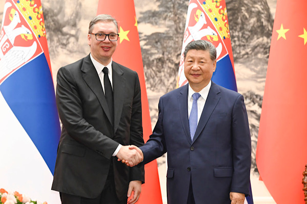 Xi, Sırbistan Cumhurbaşkanı Vucic ile görüştü<