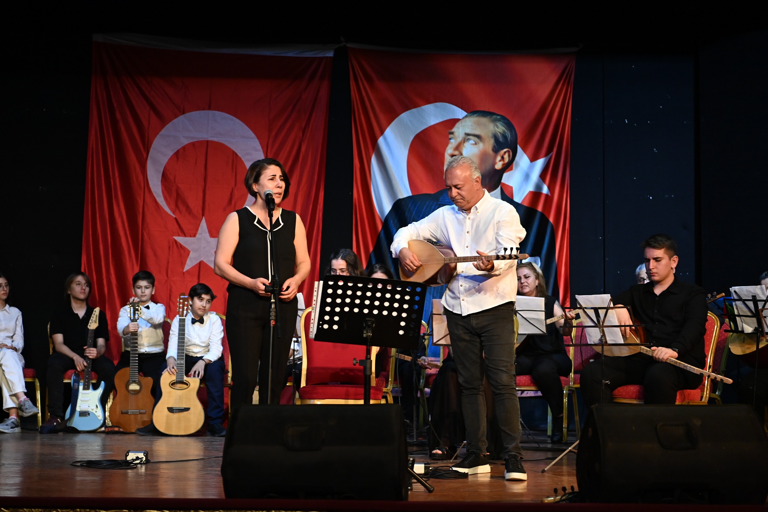 “Musikiyle Bir Yıl” temasıyla düzenlenen yılsonu konserleri başladı<