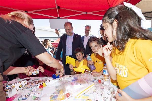 Başkan Seçer, ‘2. Mercan Bilim Şenliği’ne katıldı<
